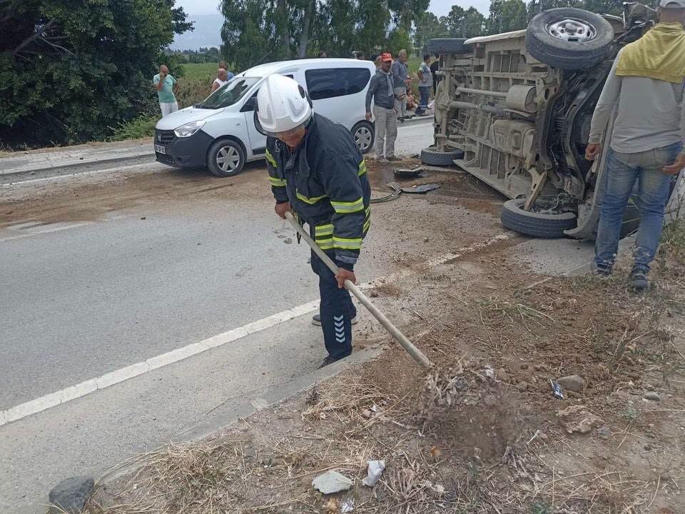 Hatay Arsuz’da İki Aracın Karıştığı Kazada 2 Yaralı3
