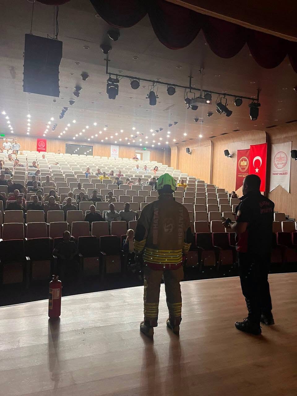 Hatay Valiliği Personeline Temel Yangın Eğitimi Verildi6