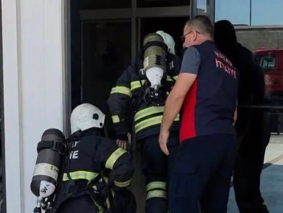 Hatay’da Sağlık Personeline Yangın Eğitimi Verildi4