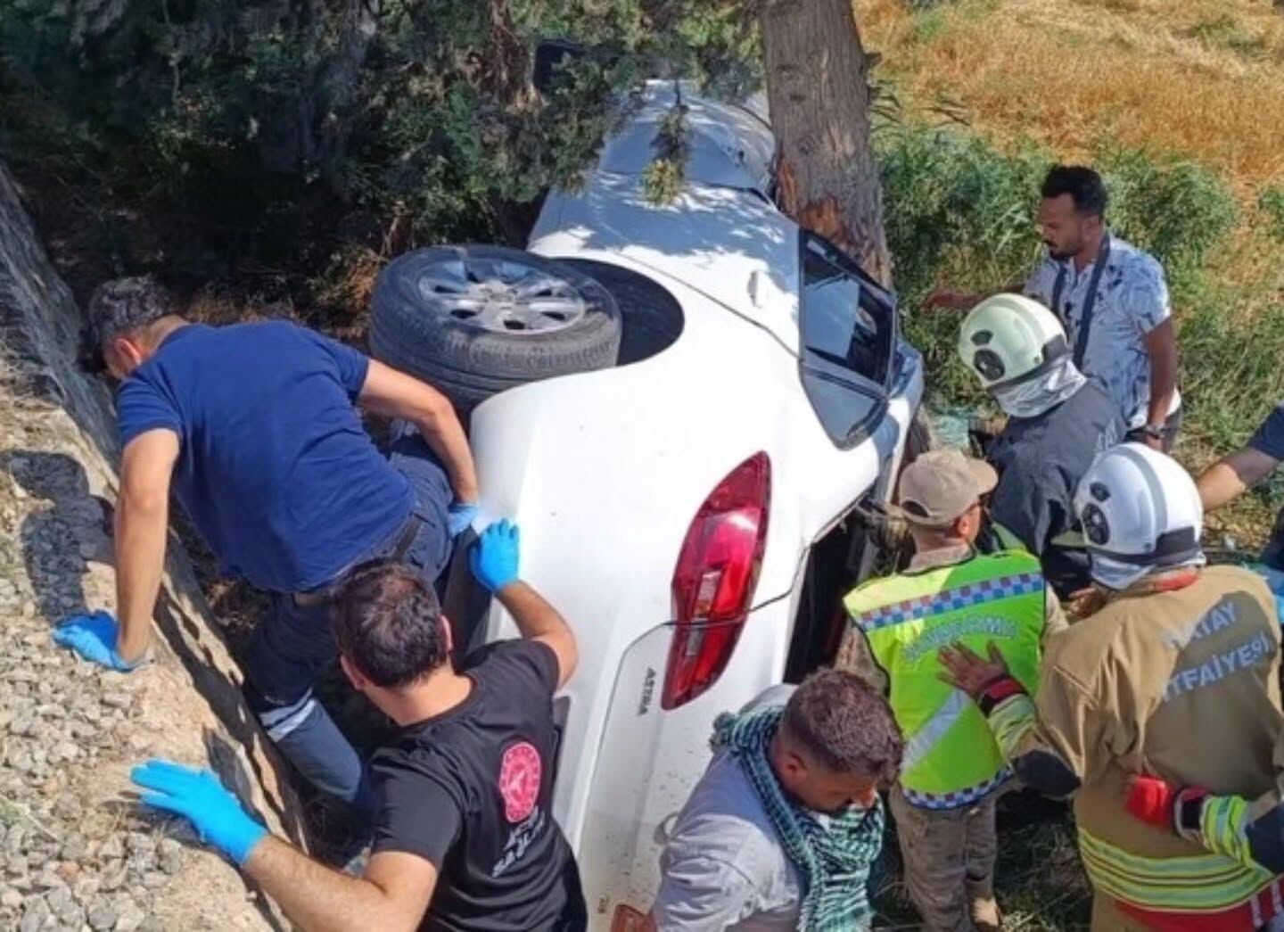 Hatay’da Trafik Kazası 7 Yaralı Hastaneye Kaldırıldı4