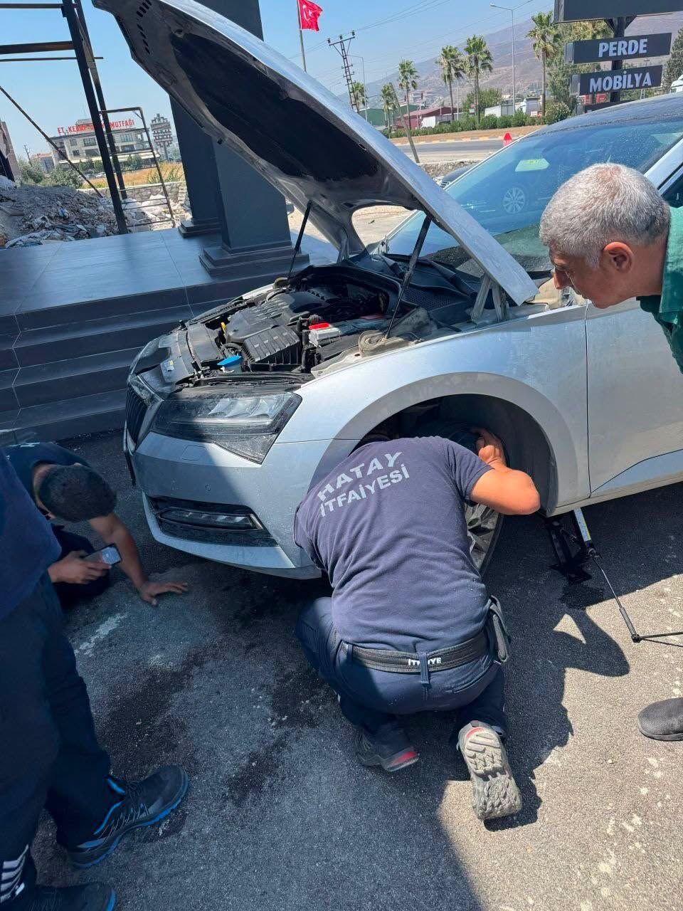 Hbb İtfaiyesi Minik Dostları Kurtardı4