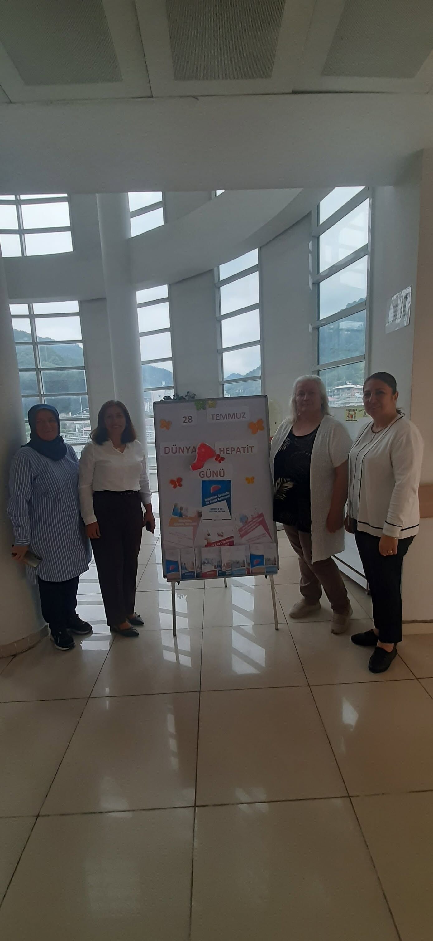 Hopa Devlet Hastanesinde Dünya Hepatit Günü Etkinliği2