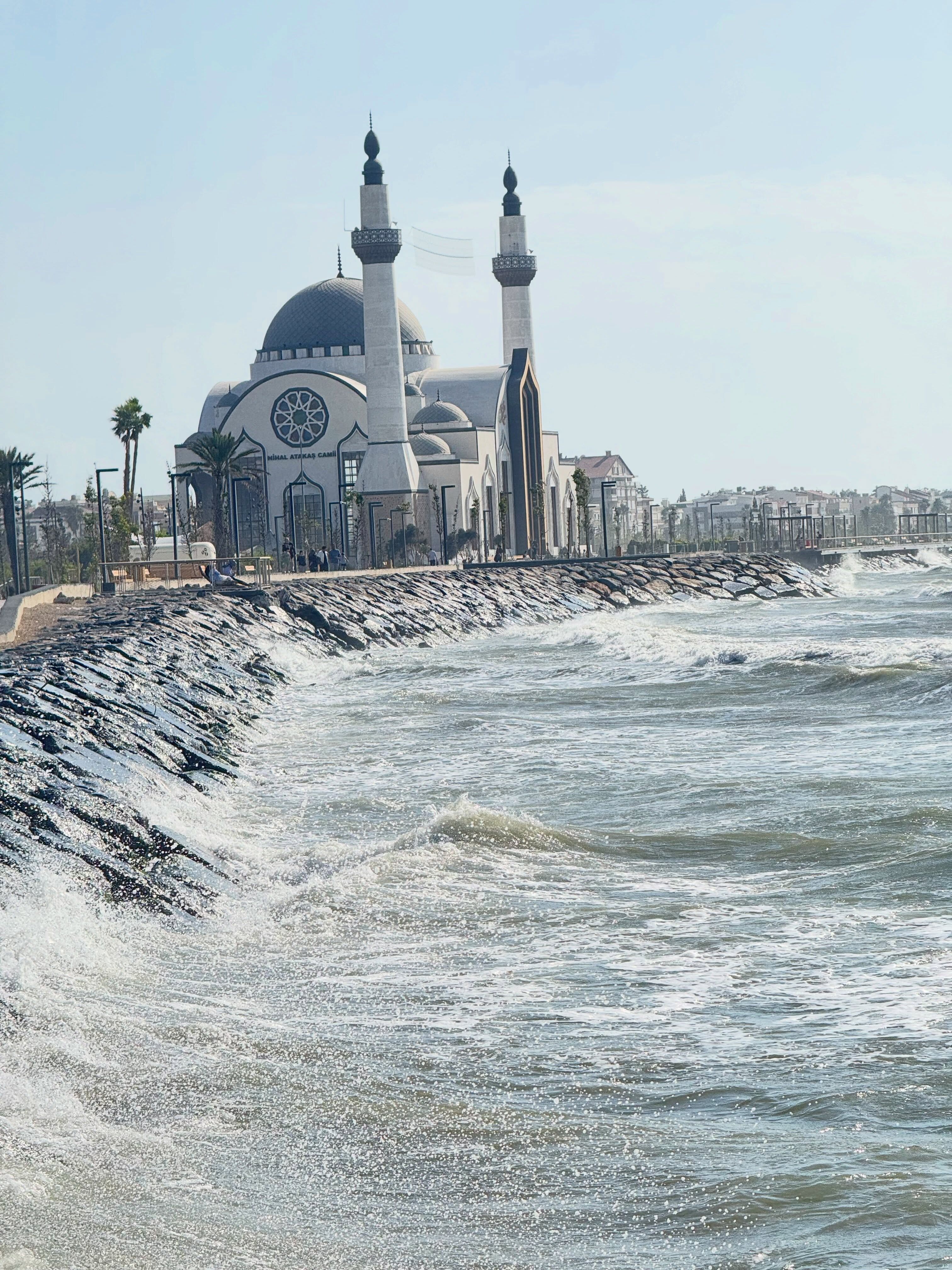 İskenderun Sahilinde Yaz Hareketliliği Yaşanıyor2