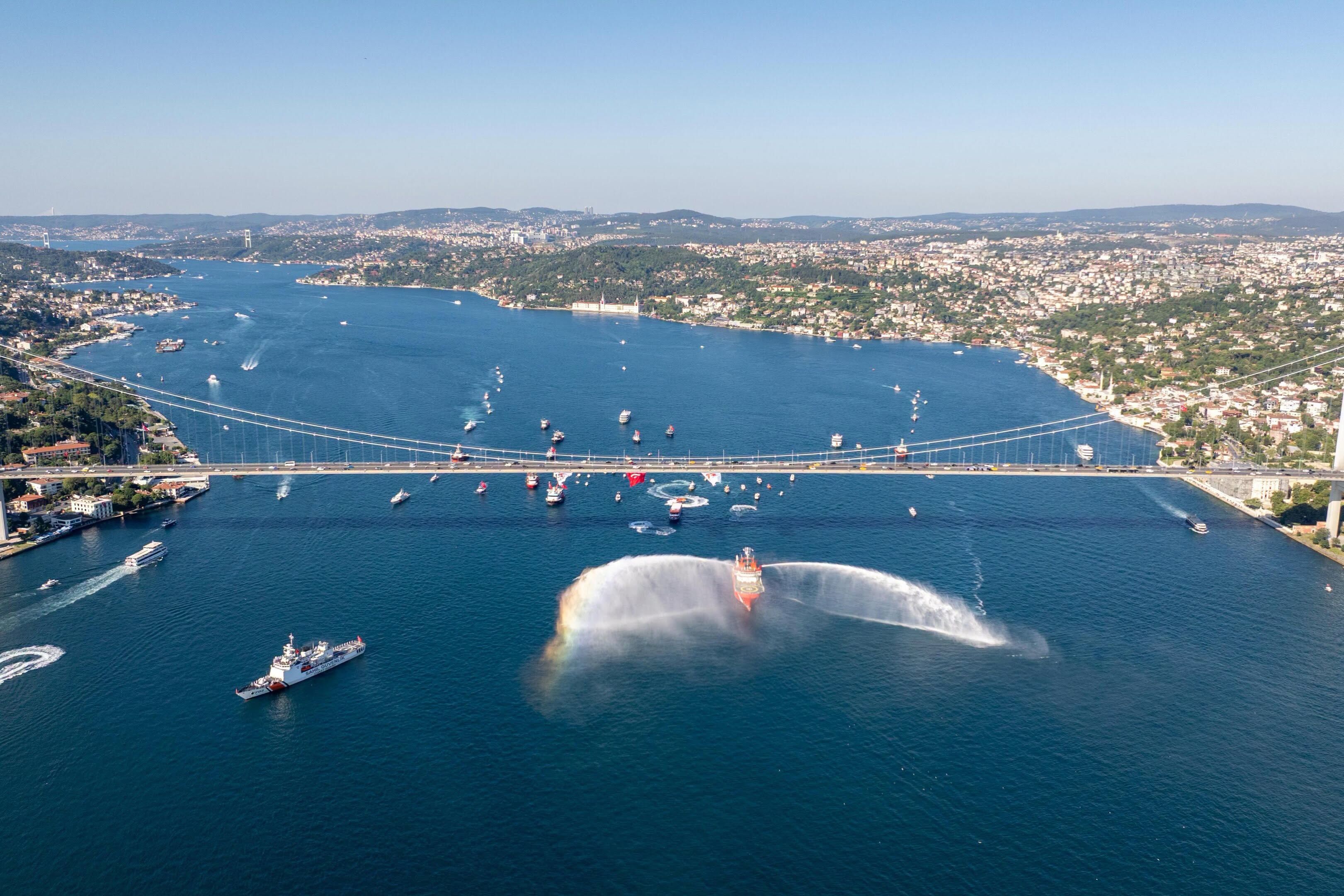 İstanbul Boğazı’nda 15 Temmuz İçin 253 Tekneli Kortej8