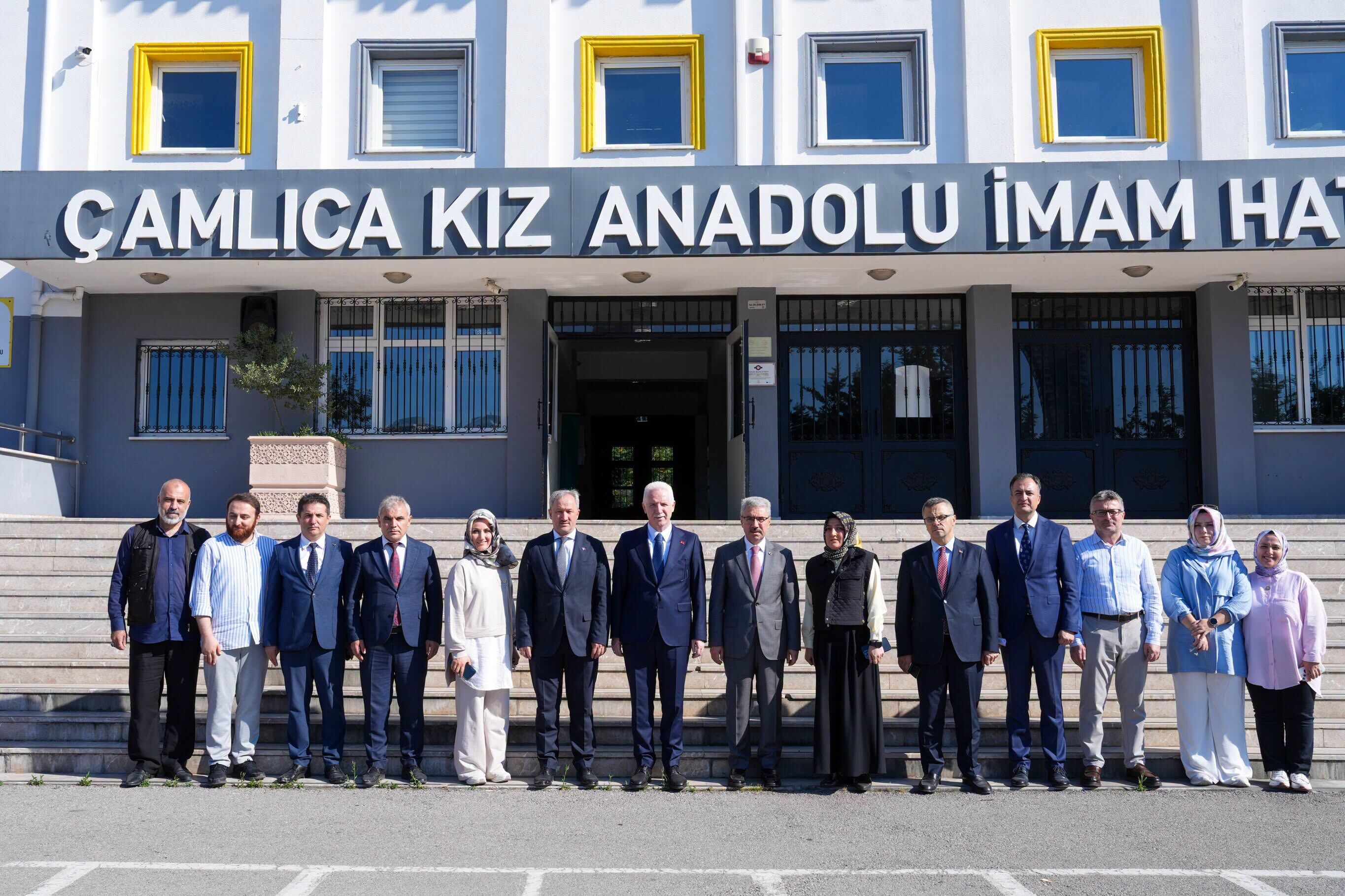 İstanbul’da Vali Gül Yurt Projesini Yerinde İnceledi4