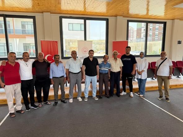 Kadirli Huzurevinde Yaşlılardan Anlamlı Buluşma Gerçekleşti1