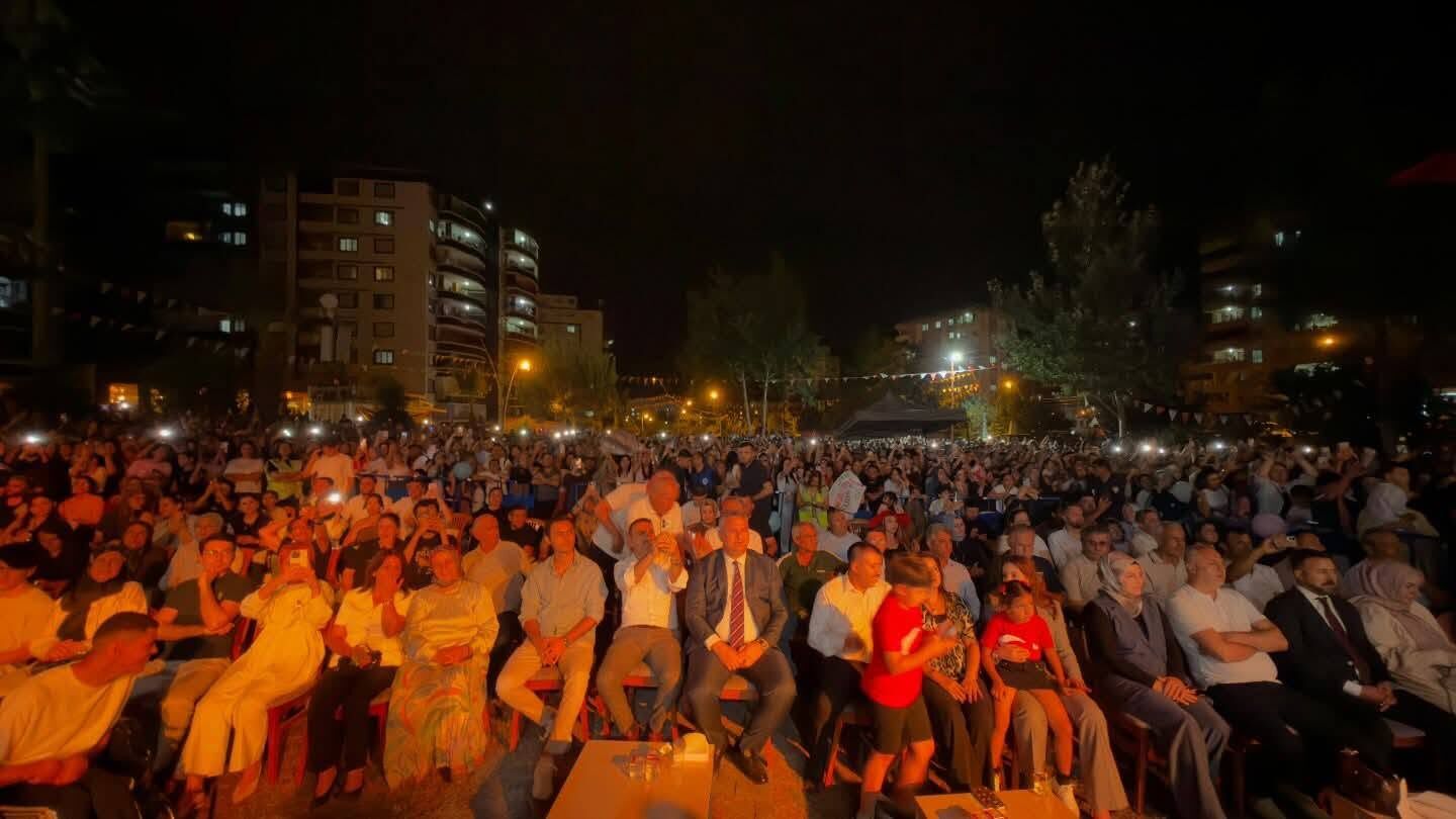 Kararmaz Kıraç Konseri Düziçi'ne Çok Yakıştı (3)