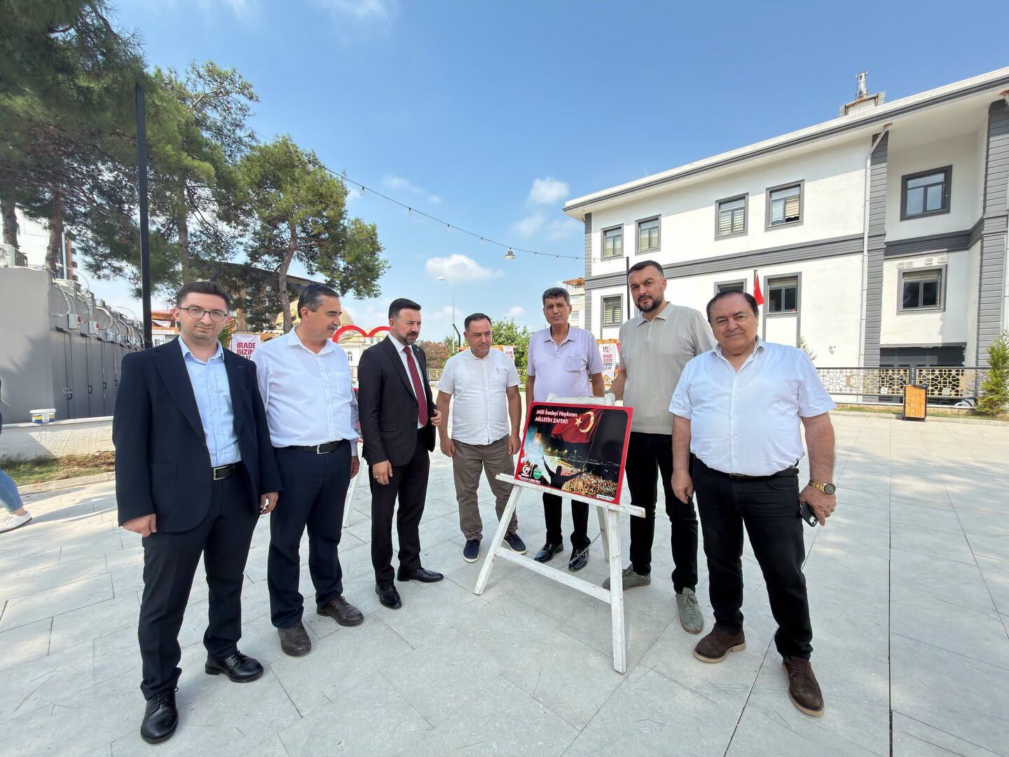 Kararmaz Ve Teşkilatı 15 Temmuz Sergisini Ziyaret Etti2