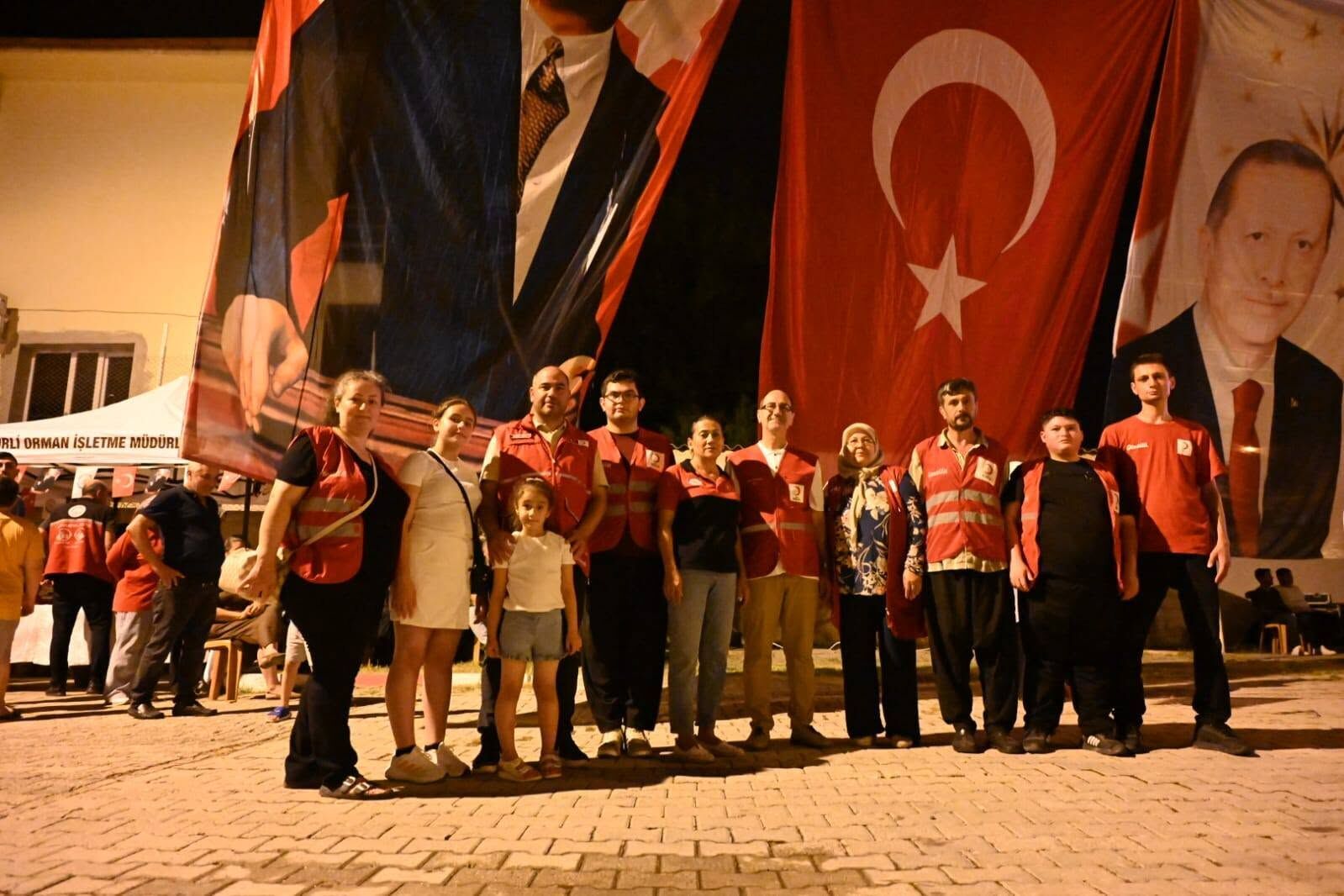 Kızılay Kadirli'den 15 Temmuz Programına İkram Desteği (2)