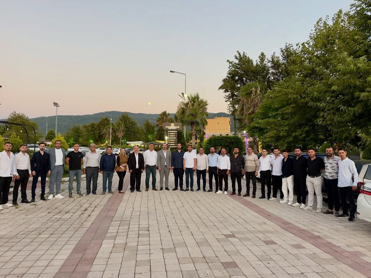 Mhp Osmaniye’den Reçber Ve Karakeçili Ailelerine Ziyaret2
