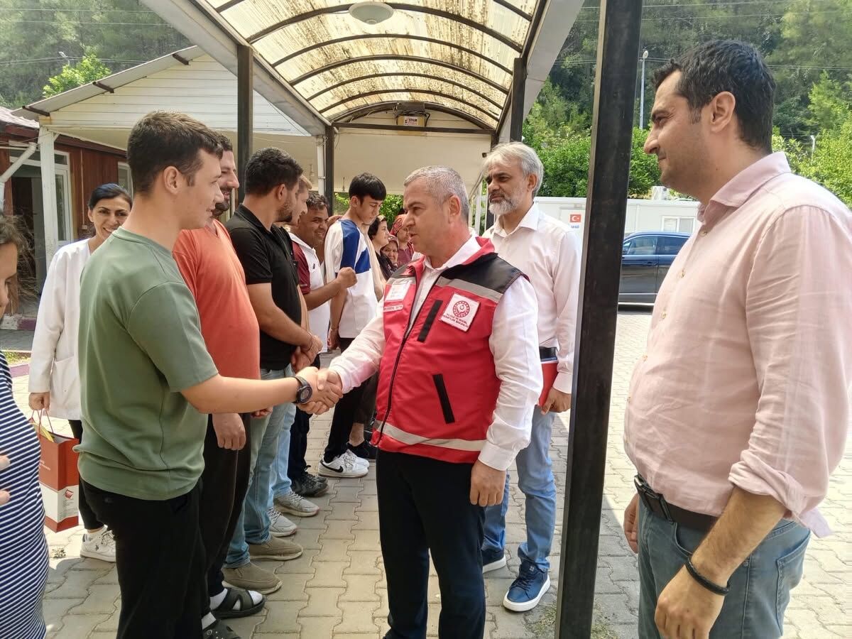 Naci Yılmaz'dan Bakım Ve Rehabilitasyon Merkezine Ziyaret