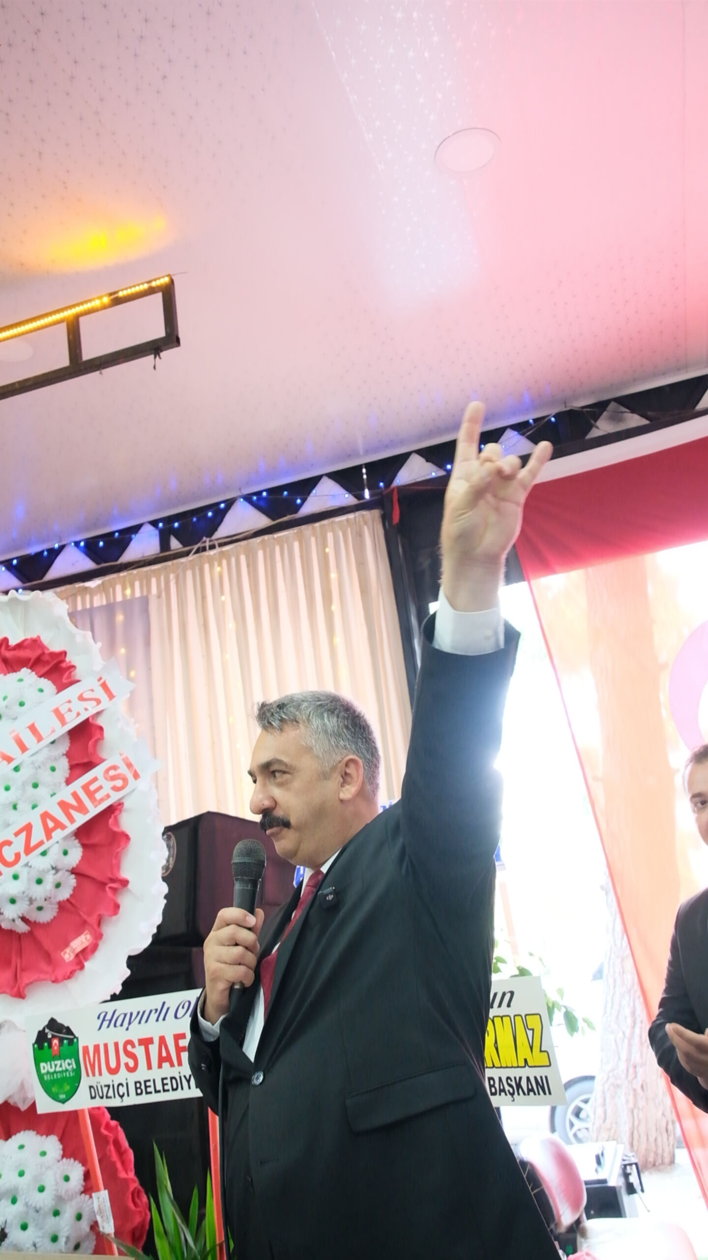 Ömer.jpg