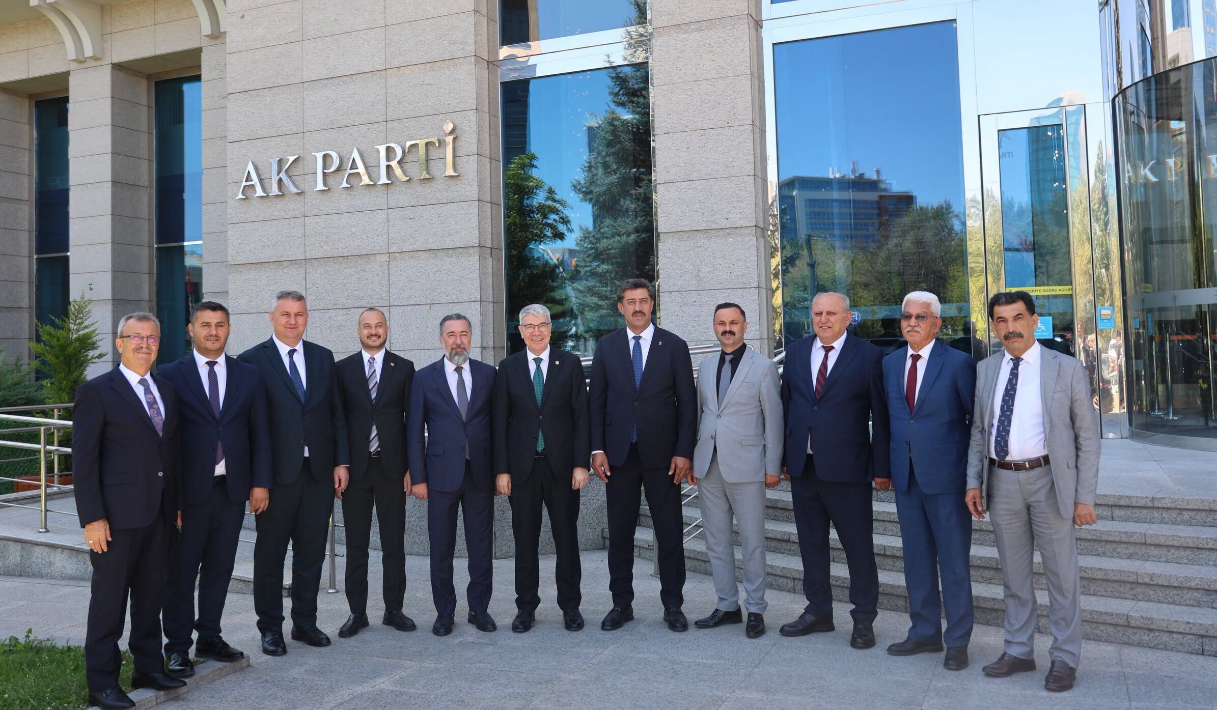 Osmaniye Ak Parti Heyeti Genel Merkez’de Buluştu3
