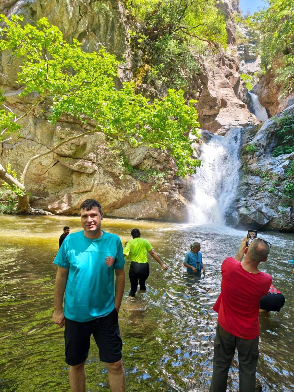 Osmaniye Cebel’de Makmusa Şelalesi Doğa Severleri Büyüledi4
