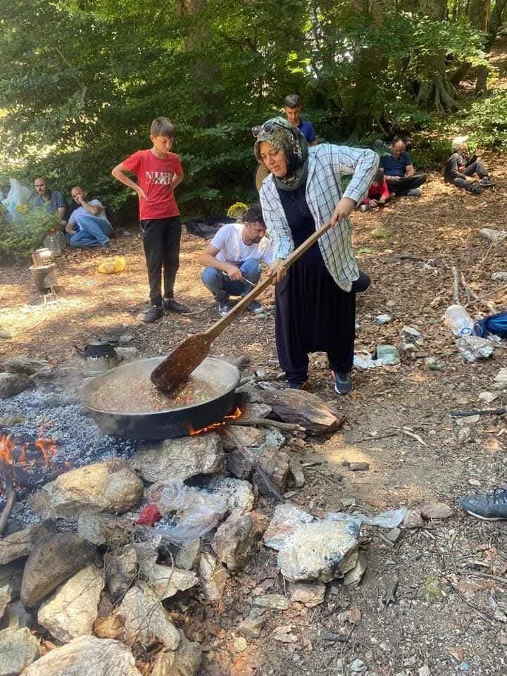 Osmaniye Küllü Köyü Bayrak Dikme Gününe Hazırlanıyor3