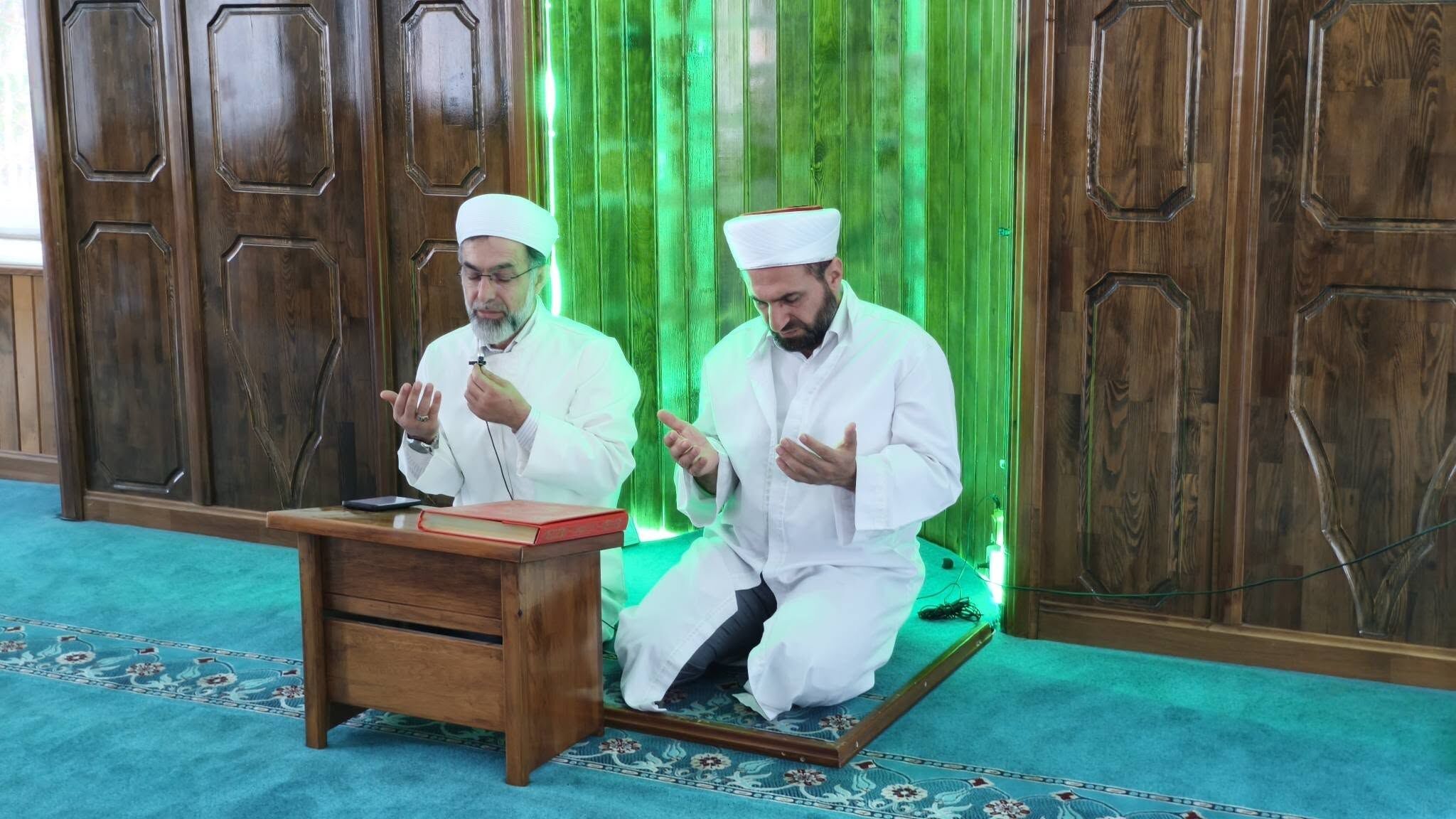 Osmaniye Toprakkale Merkez Çarşı’da Şehitlere Dua Edildi3