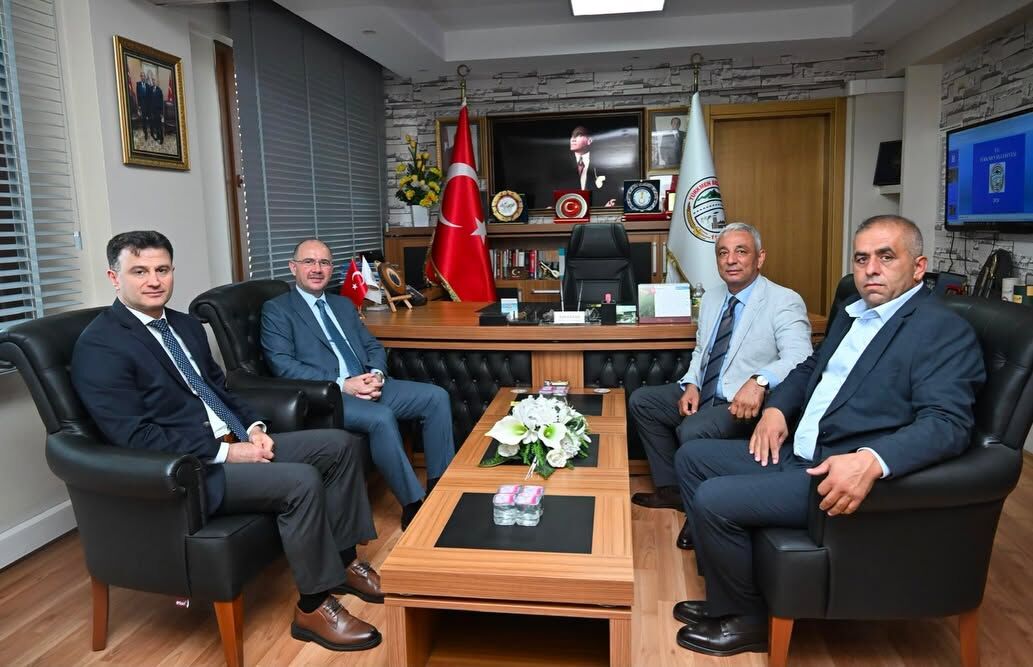 Osmaniye Valisi Serdengeçti'den Türkmen Belediyesini Ziyaret (3)
