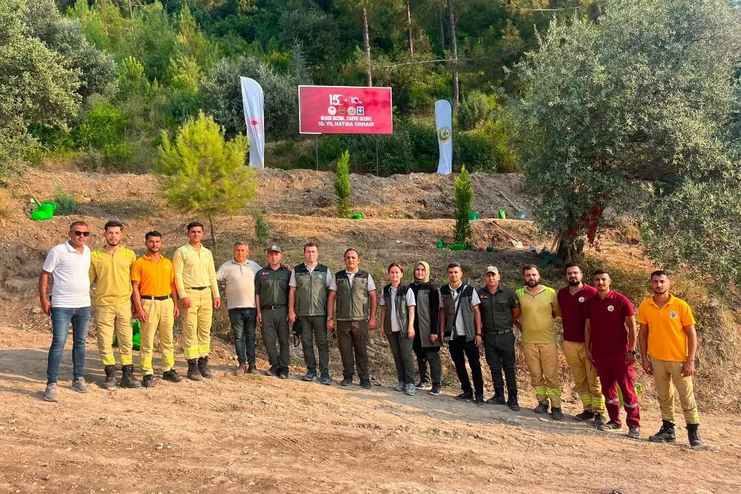 Osmaniye'de 15 Temmuz Anısına Fidanlar Toprakla Buluştu (3)