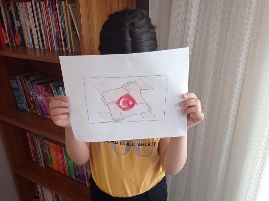 Osmaniye’de Çocuklar Bayraklarla 15 Temmuz’u Andı5