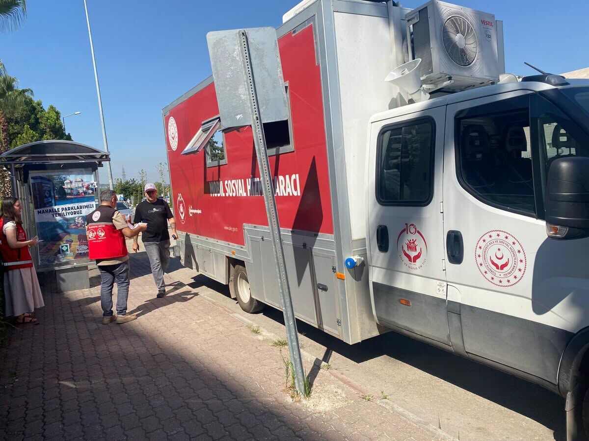 Osmaniye’de Mobil Sosyal Hizmet Aracı Vatandaşlarla Buluştu2