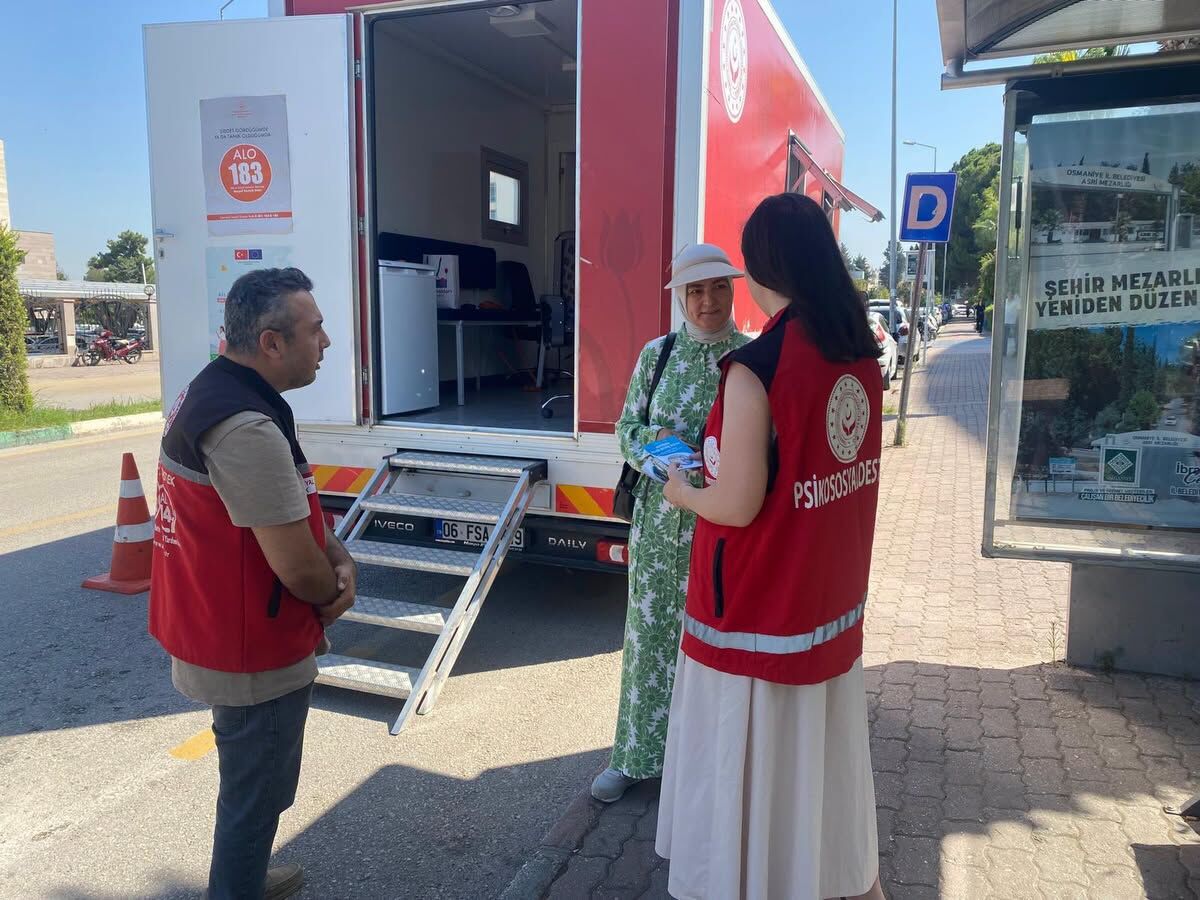 Osmaniye’de Mobil Sosyal Hizmet Aracı Vatandaşlarla Buluştu4