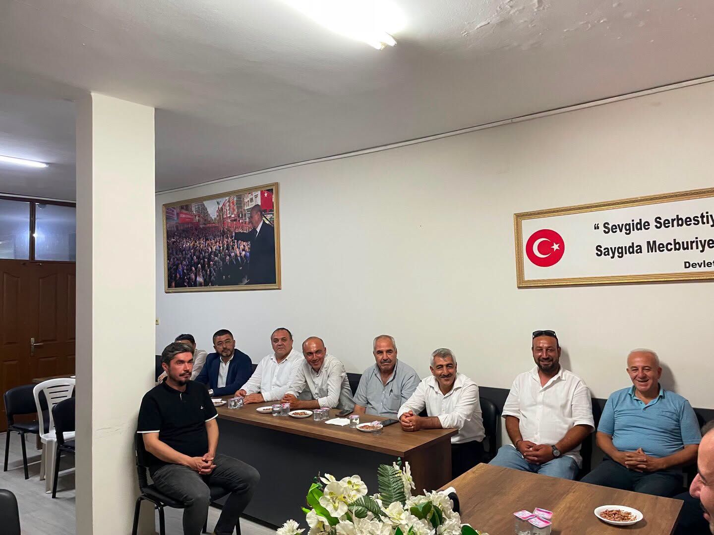 Osmaniyeli Muhtarlardan Mhp İlçe Yönetimine Ziyaret3