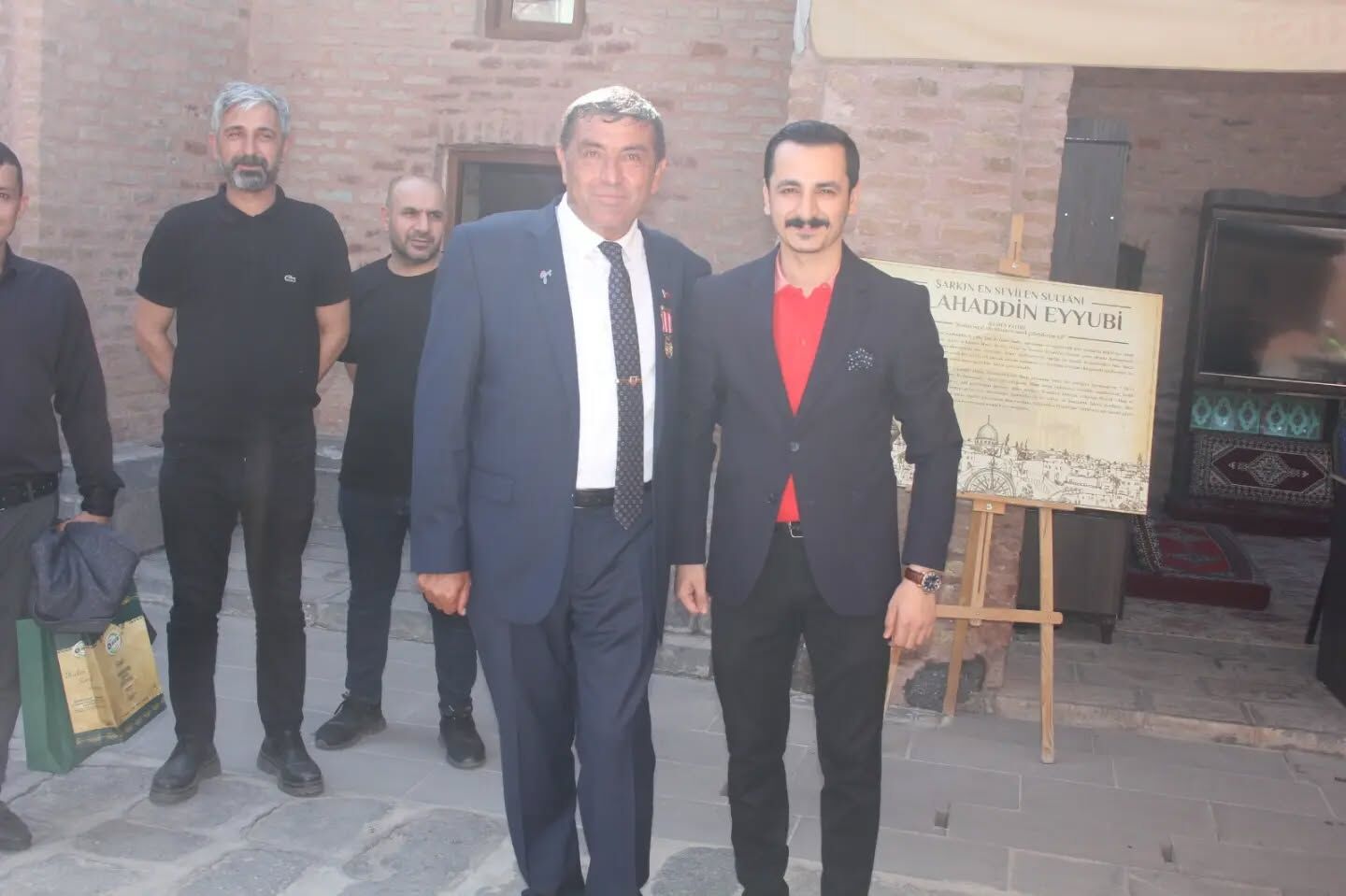 Şehit Aileleri Ve Gaziler Kırmızı Medrese'yi Ziyaret Etti (2)