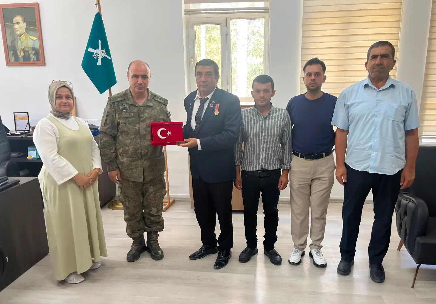 Şehit Ailelerinden Garnizon Komutan Vekiline Ziyaret2