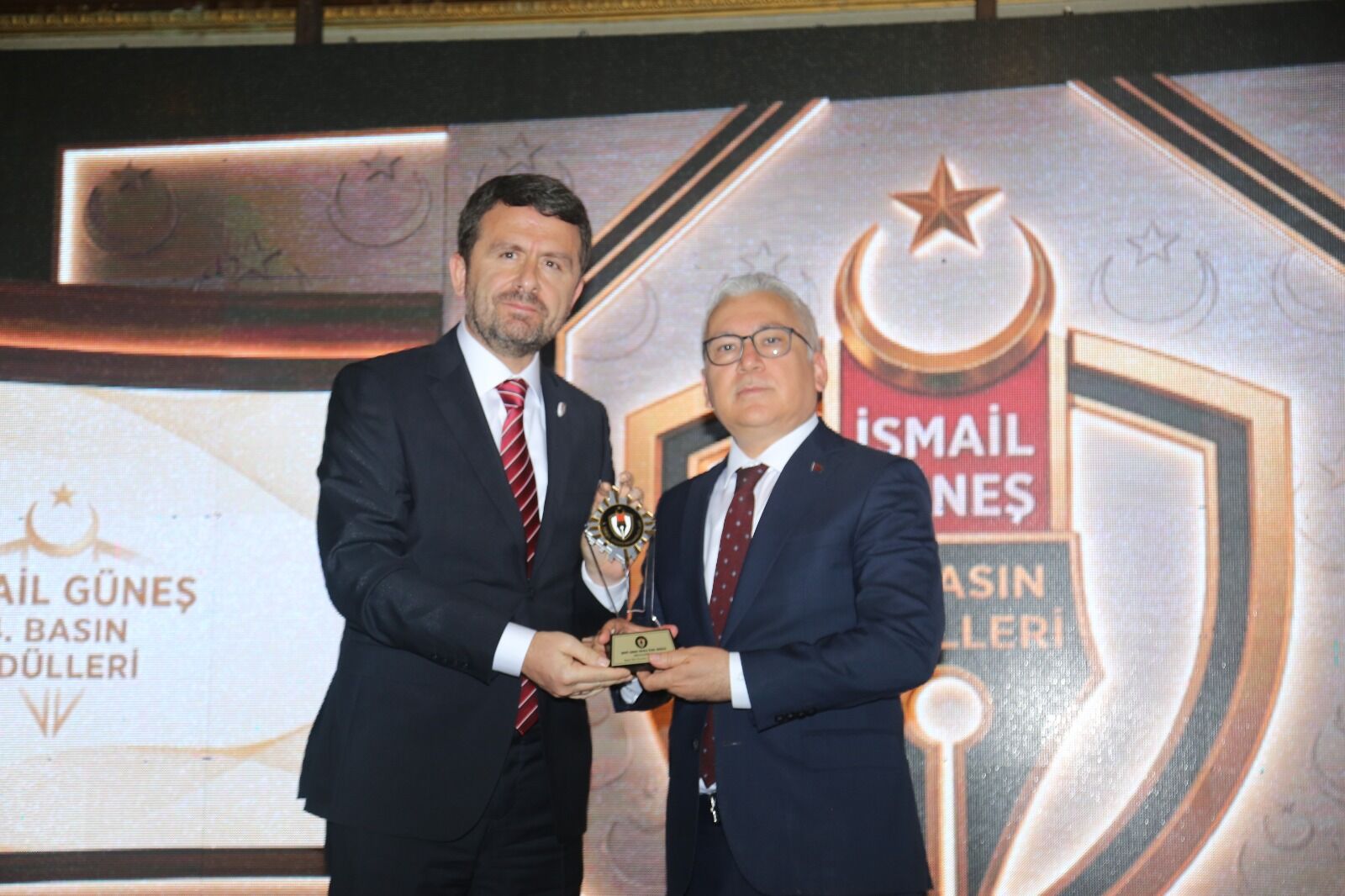 Si̇vas Gazeteci̇ler Ccemi̇yet Gece3