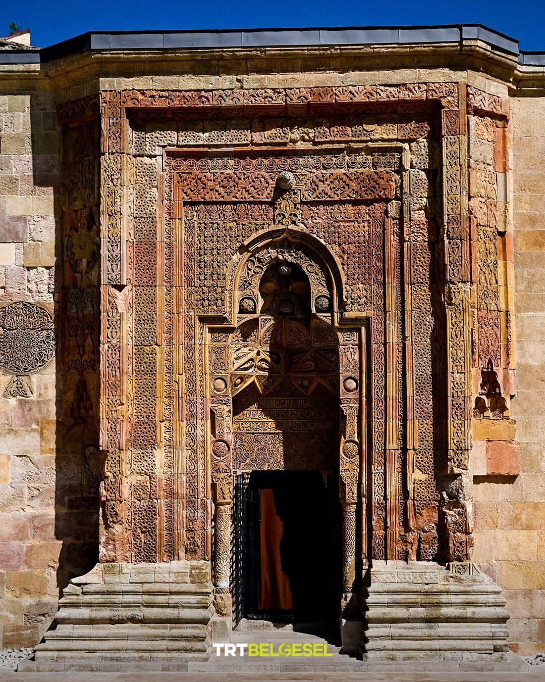 Sivas'ın Tarihi Hazinesi Divriği Ulu Camii1