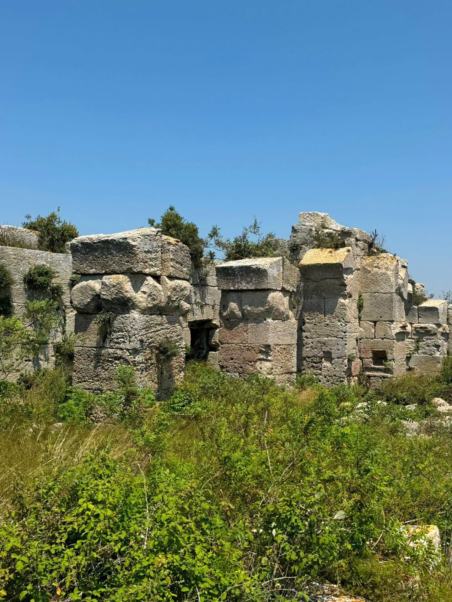 St. Simon Manastırı Tarihiyle Ziyaretçileri Büyülüyor5