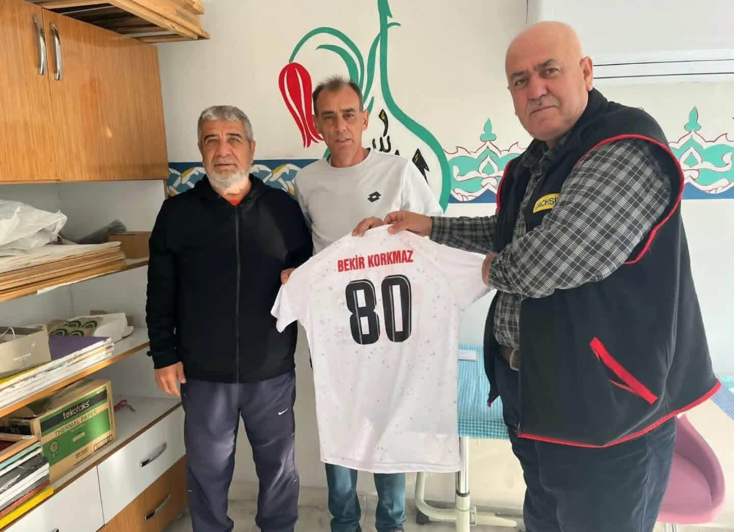 Toprakkale'nin Futbol Efsanesi Kadir Yeter'e Veda2