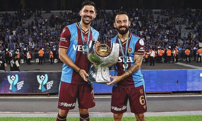 Trabzonspor’un Şampiyon Yıldızı Türkiye’ye Geri Döndü1