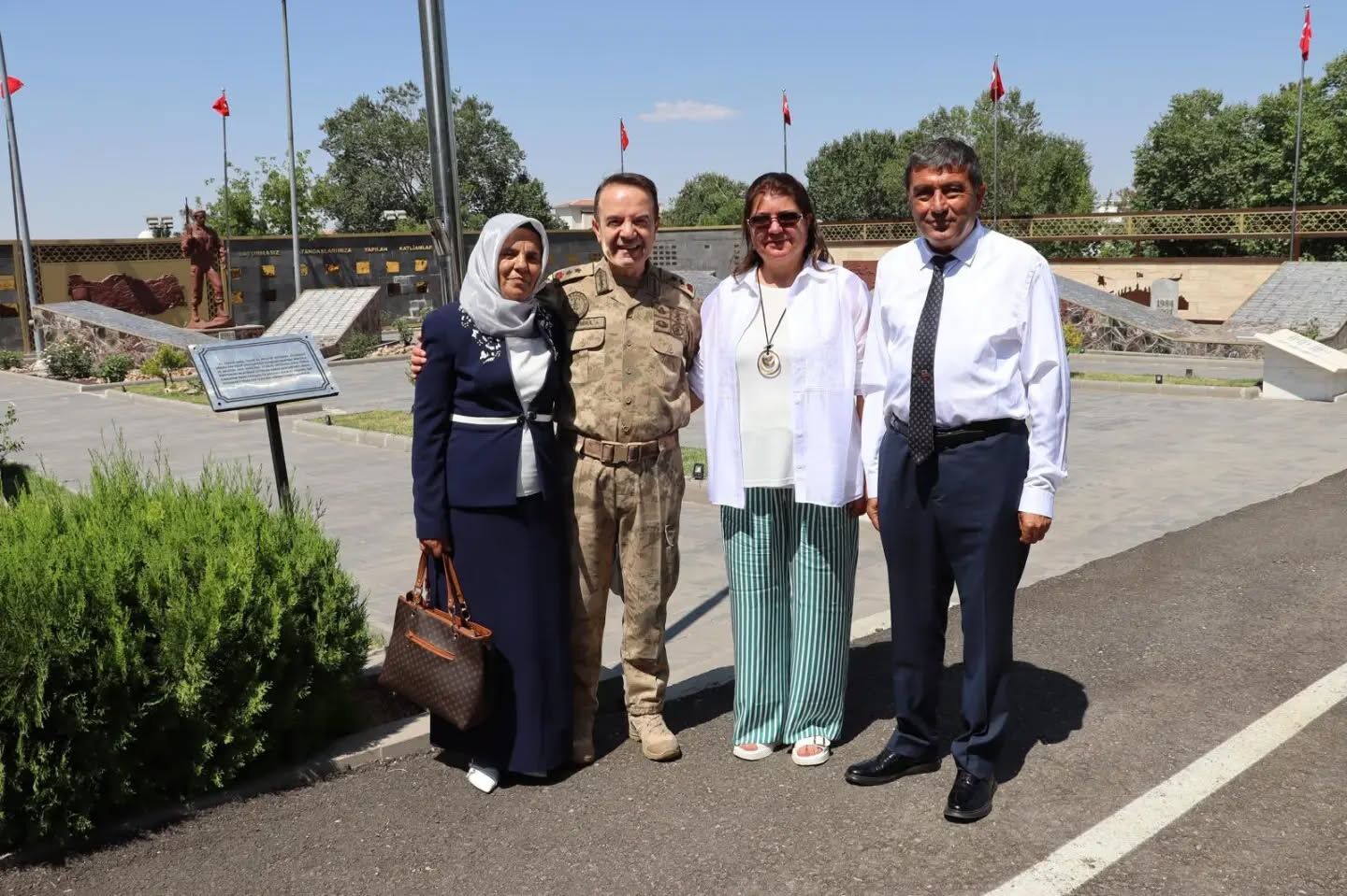 Tümgeneral Zafer Tombul, Osmaniyeli Gazileri Ağırladı (4)