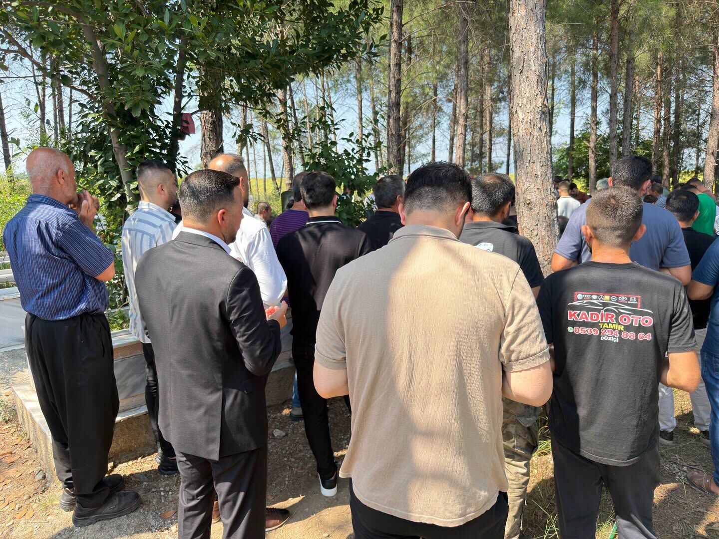 Turgut Kararmaz, Zekeriya Göl’ün Cenaze Merasimine Katıldı1