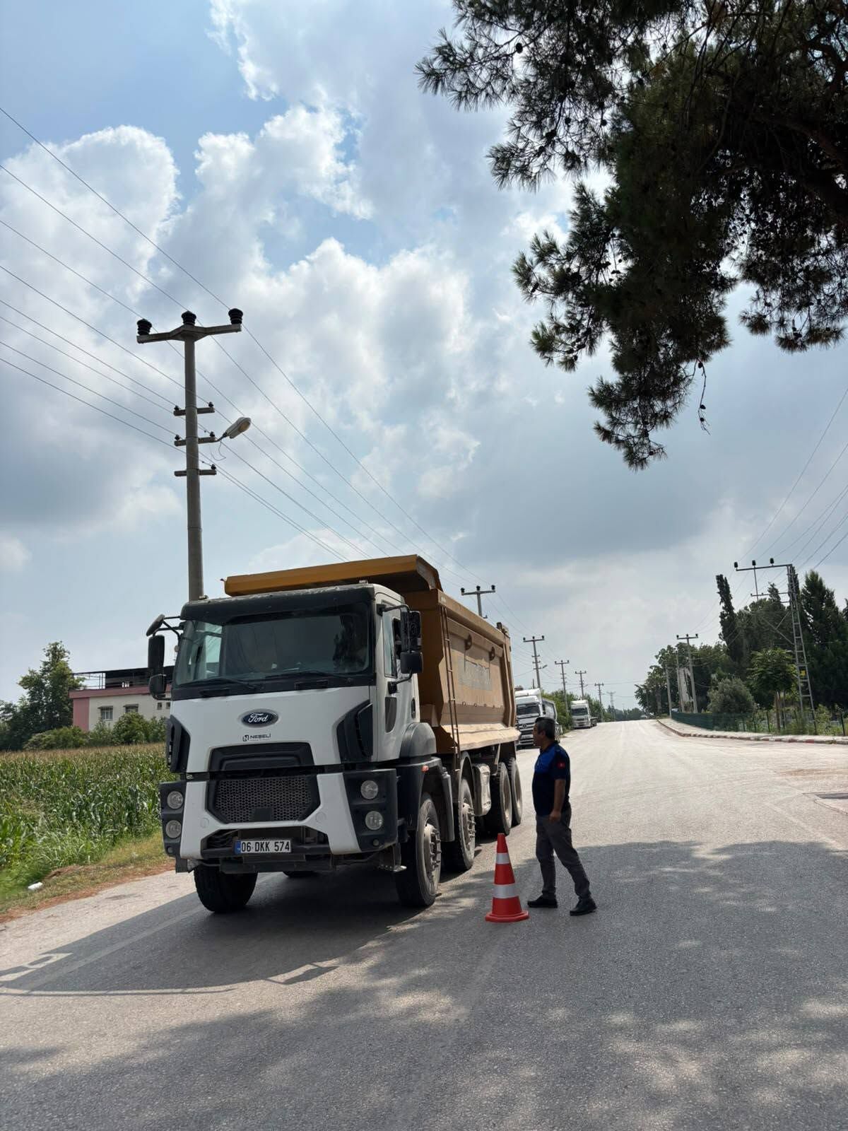 Türkmen Belediyesi'nden Hafriyat Kamyonetlerine Sıkı Denetim (2)