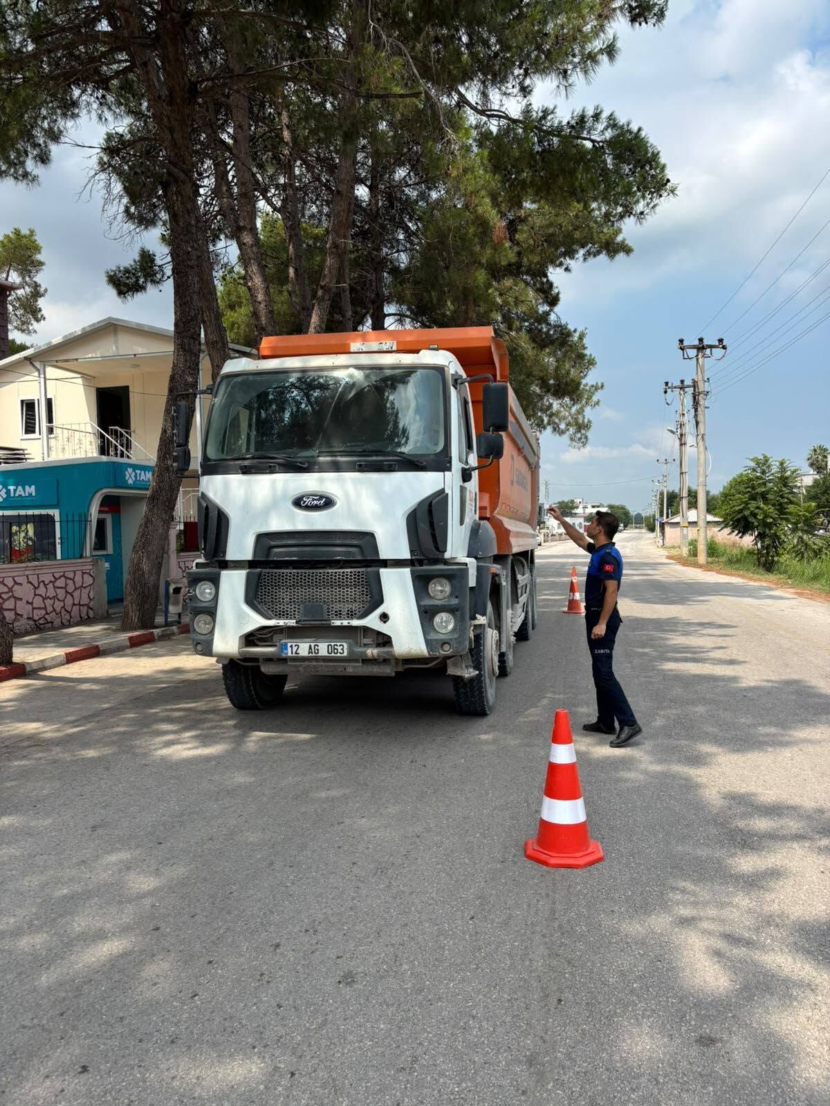 Türkmen Belediyesi'nden Hafriyat Kamyonetlerine Sıkı Denetim (3)
