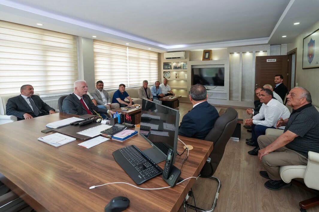 Vali Davut Gül'den Minibüsçüler Odasına Ziyaret3