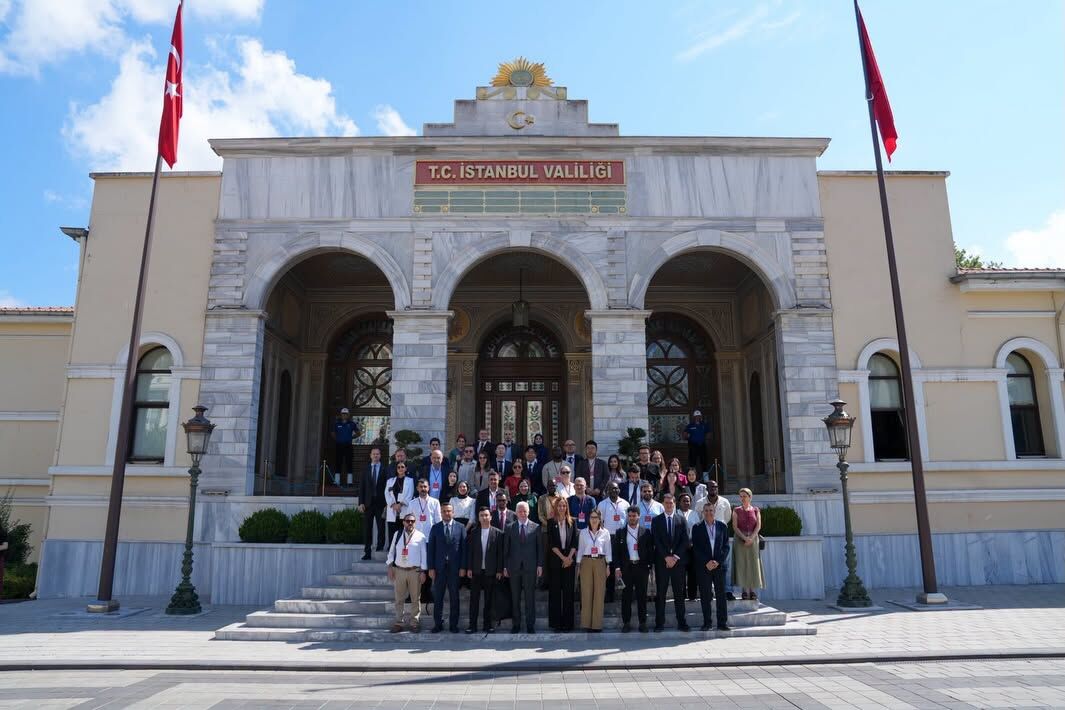 Vali Gül 21 Ülkeden Gelen Gazetecilerle Buluştu4