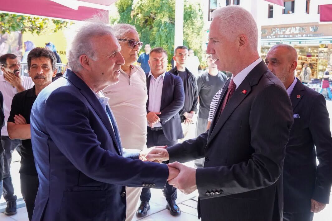 Vali Gül Babuşcu Ailesinin Cenaze Törenine Katıldı3