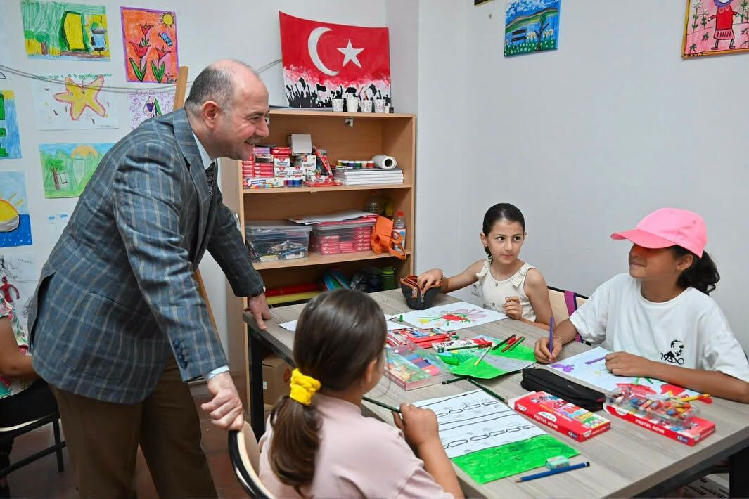 Vali Serdengeçti Aile Destek Merkezi'ni Ziyaret Etti1