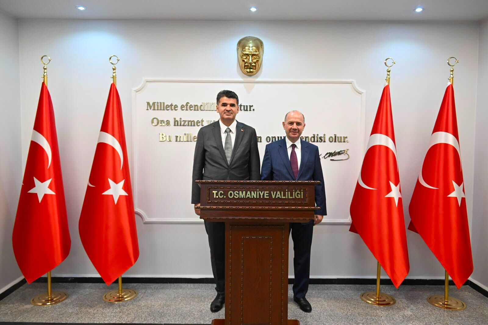 Vali Serdengeçti'den Kalaylı'ya Anlamlı Ev Sahipliği1