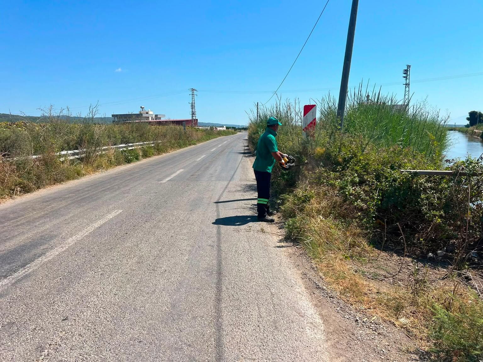 Yumurtalık'ta Temizlik Çalışmaları Aralıksız Sürüyor2