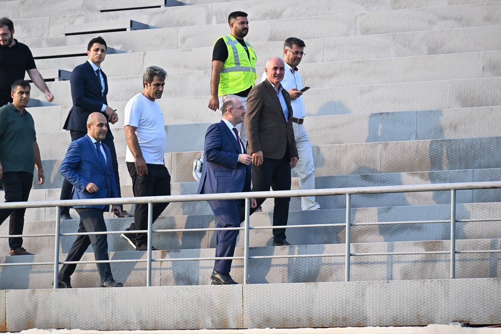 7 Ocak Stadyumu Vali Inceleme