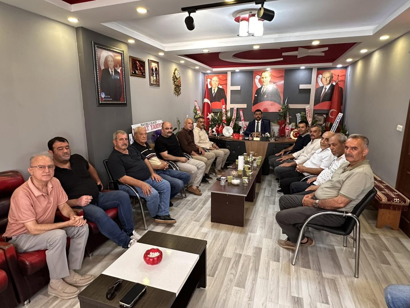 MHP Dörtyol İlçe Başkanı Seçer Misafirlerini Ağırladı-1