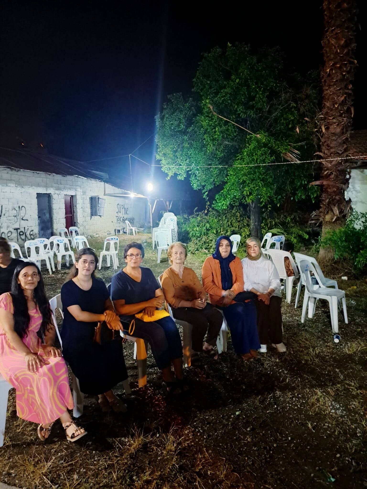AK Parti Erzin Kadın Kolları'ndan Asker Eğlencesine Ziyaret-2