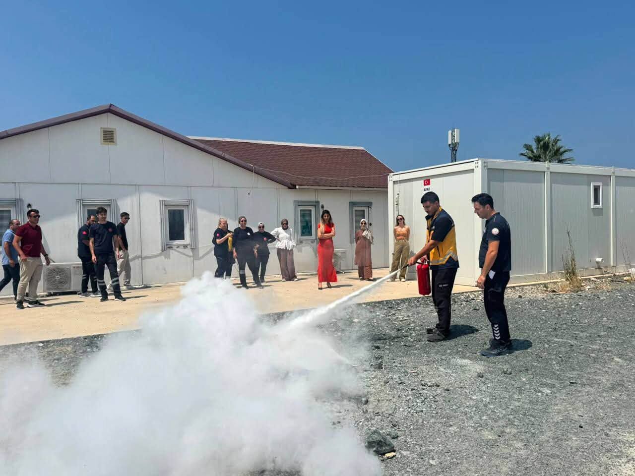HBB İtfaiyesi’nden Sağlık Personeline Yangın Eğitimi-2