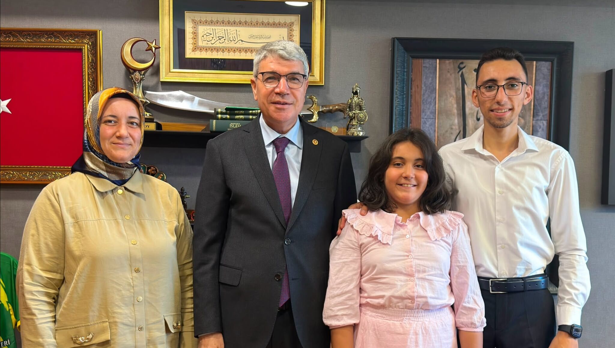 Milletvekili Gülsoy TBMM’de Düziçi Heyetini Ağırladı-1