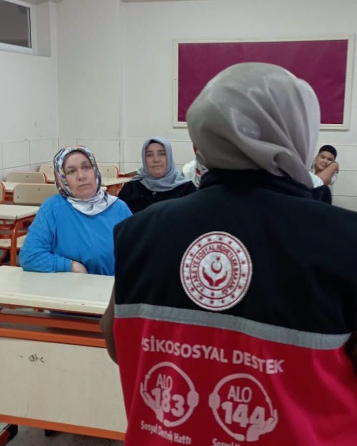 Osmaniye’de Velilere Duygu Yönetimi Semineri Düzenlendi