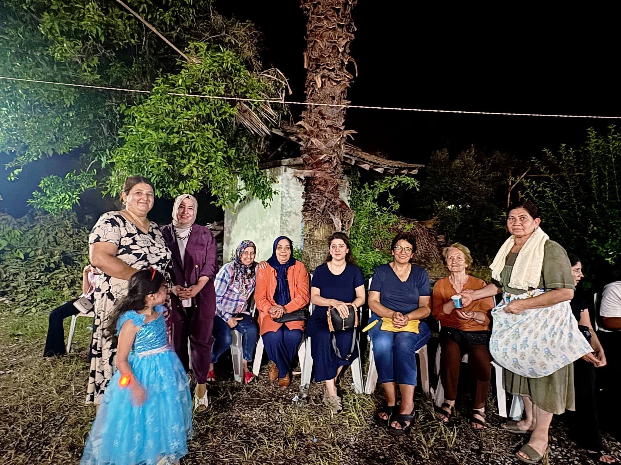 AK Parti Erzin Kadın Kolları'ndan Asker Eğlencesine Ziyaret-1